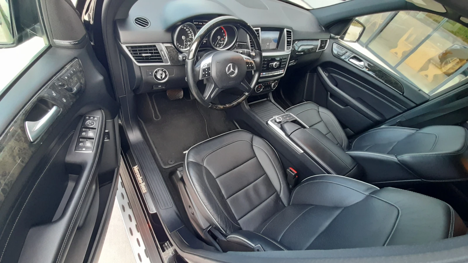 Mercedes-Benz ML 350 CDI-AMG-SWISS, снимка 8 - Автомобили и джипове - 54874448