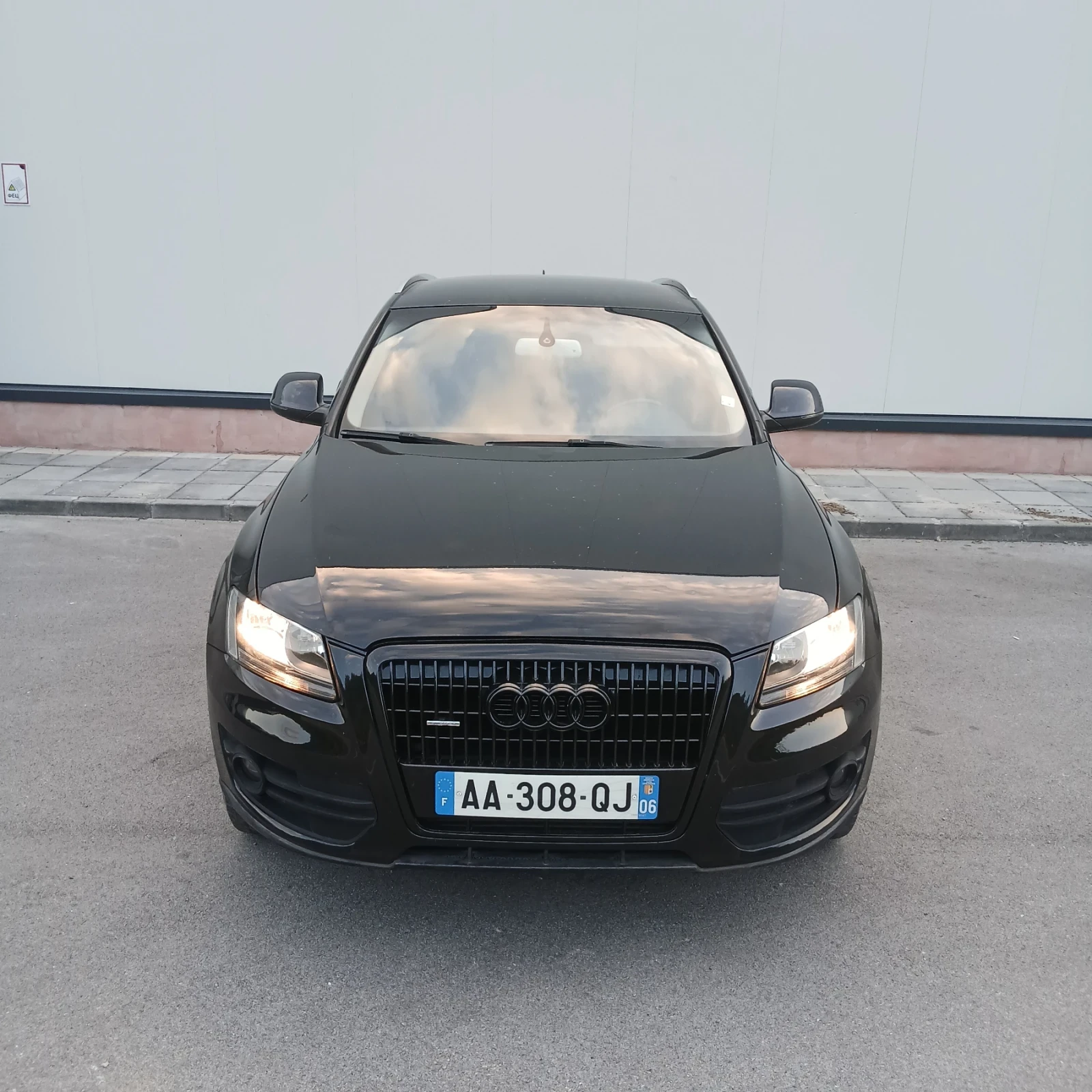 Audi Q5 QUATTRO NAVI KOJA, снимка 3 - Автомобили и джипове - 55597224