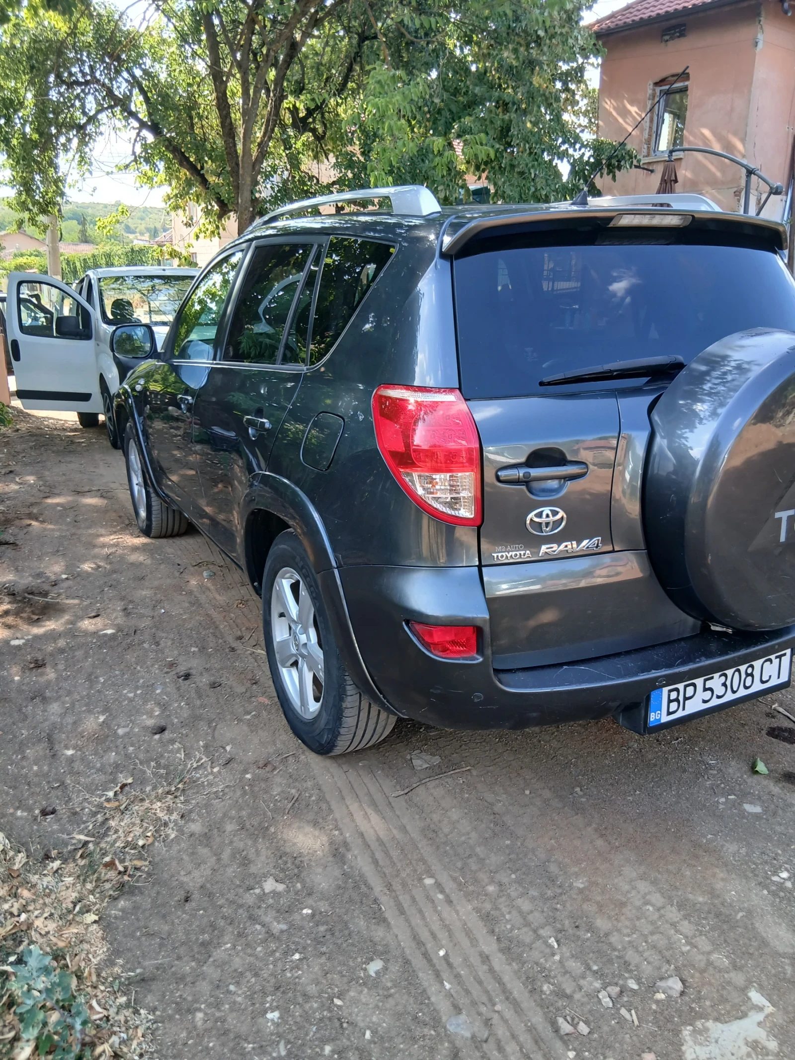 Toyota Rav4 4X4, снимка 4 - Автомобили и джипове - 55619102