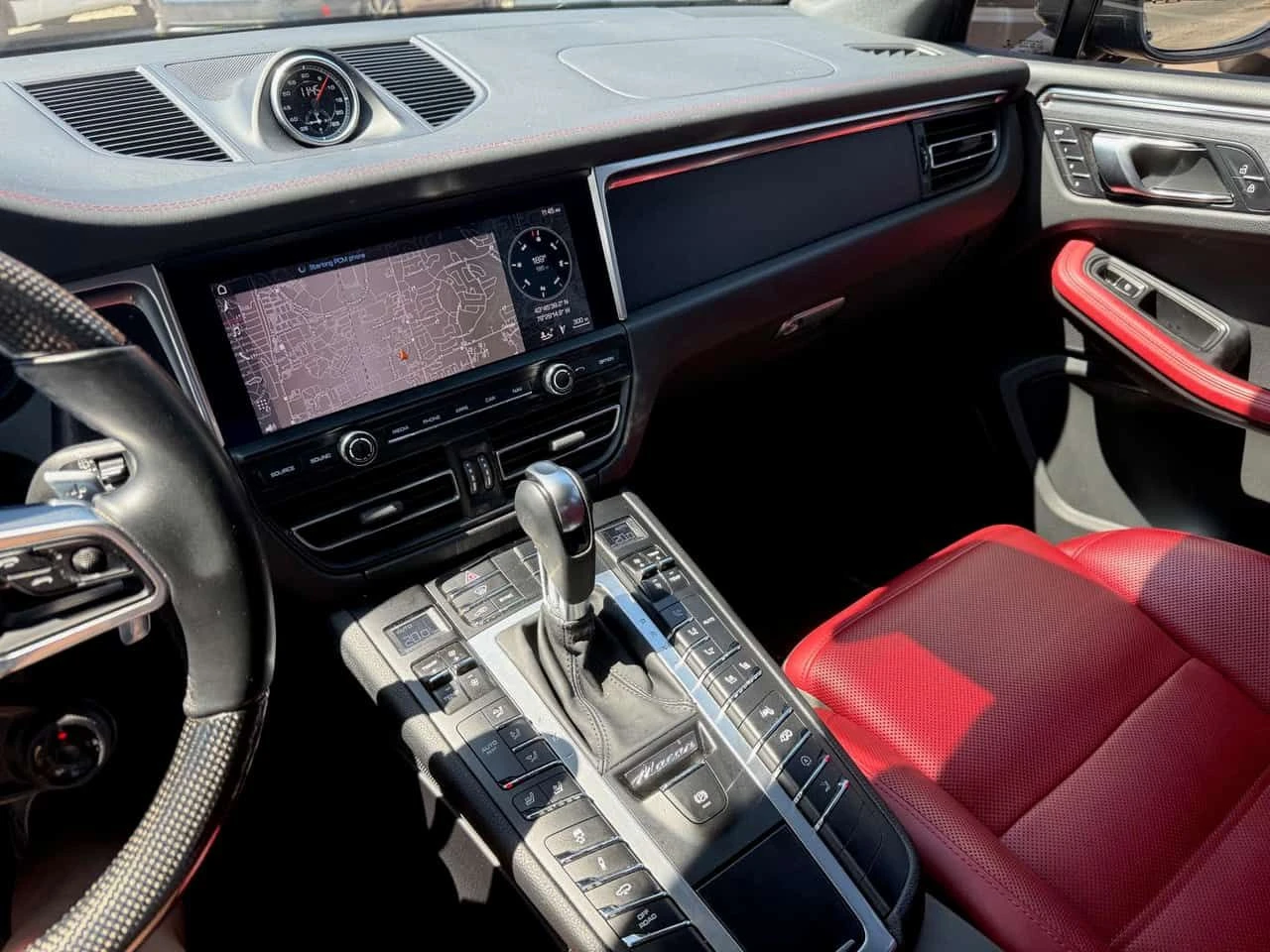 Porsche Macan  GTS * DISTRONIC* 360* BOSE* , снимка 9 - Автомобили и джипове - 55664436