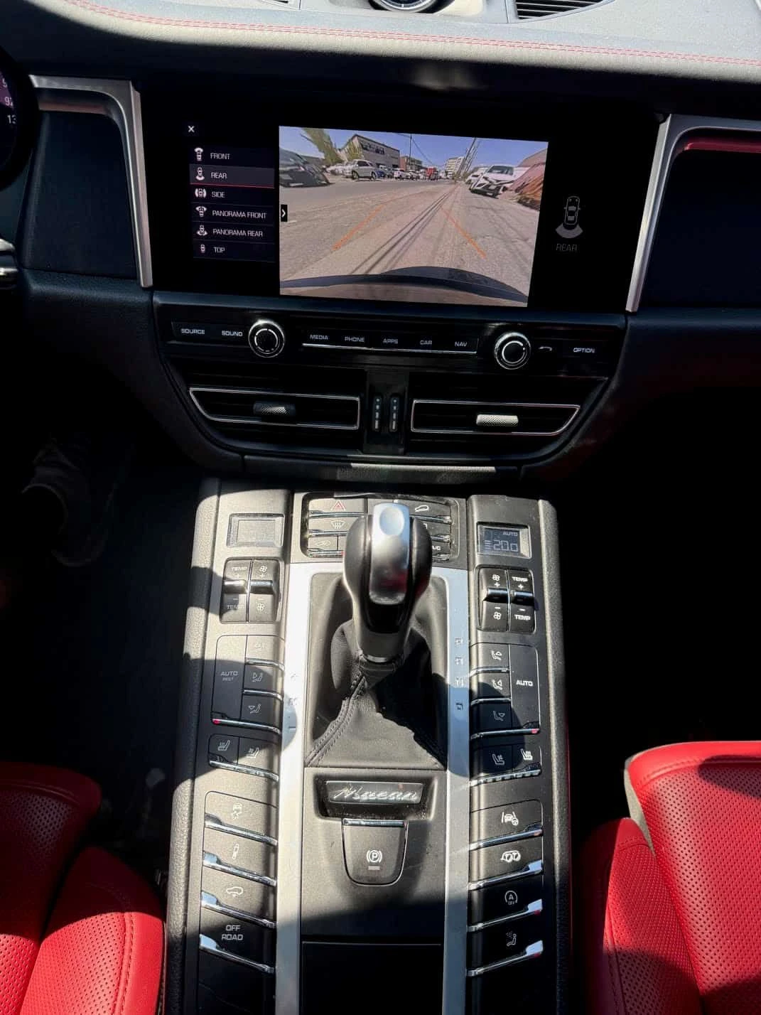 Porsche Macan  GTS * DISTRONIC* 360* BOSE* , снимка 14 - Автомобили и джипове - 55664436