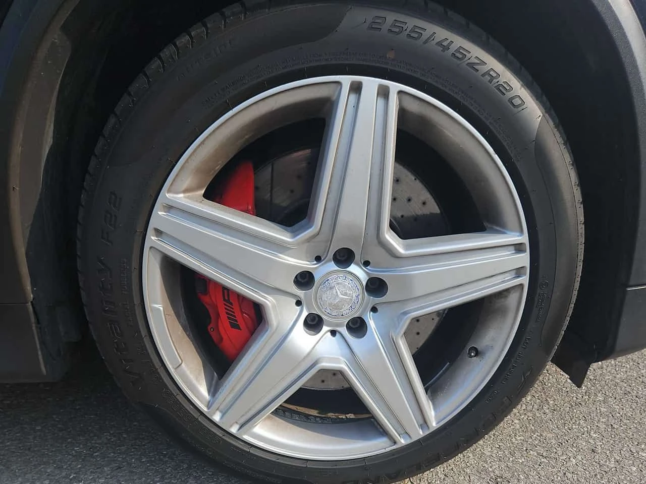 Mercedes-Benz GLC 63 AMG  S/BURMESTER/ДИСТРОНИК/ПАНО/CARFAX, снимка 7 - Автомобили и джипове - 55684239