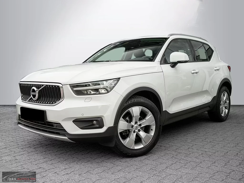 Volvo XC40 T3/MOMENTUM/163HP/PRO/PANO/CAM/CPLAY/619q