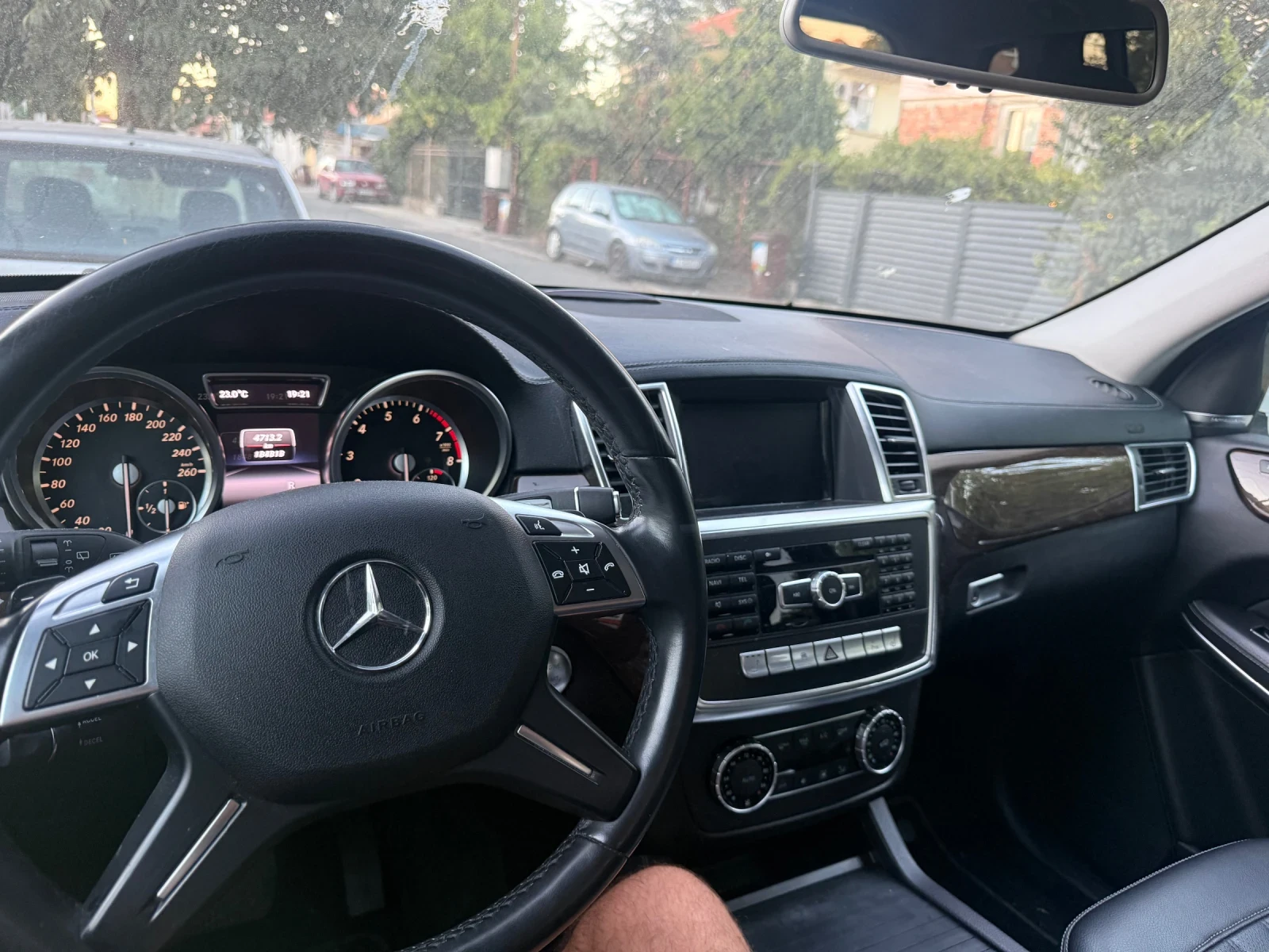 Mercedes-Benz GL Gl450, снимка 5 - Автомобили и джипове - 56012228