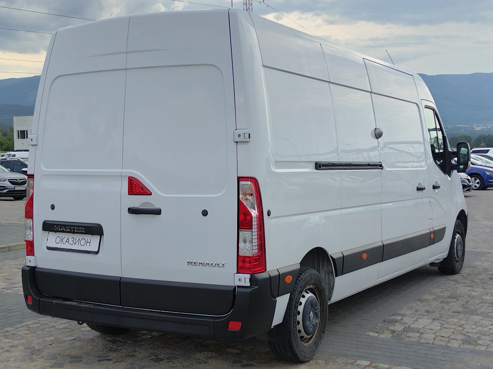 Renault Master 2.3dCi 136к.с. L3H2 - изображение 7