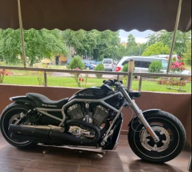     Harley-Davidson V-Rod