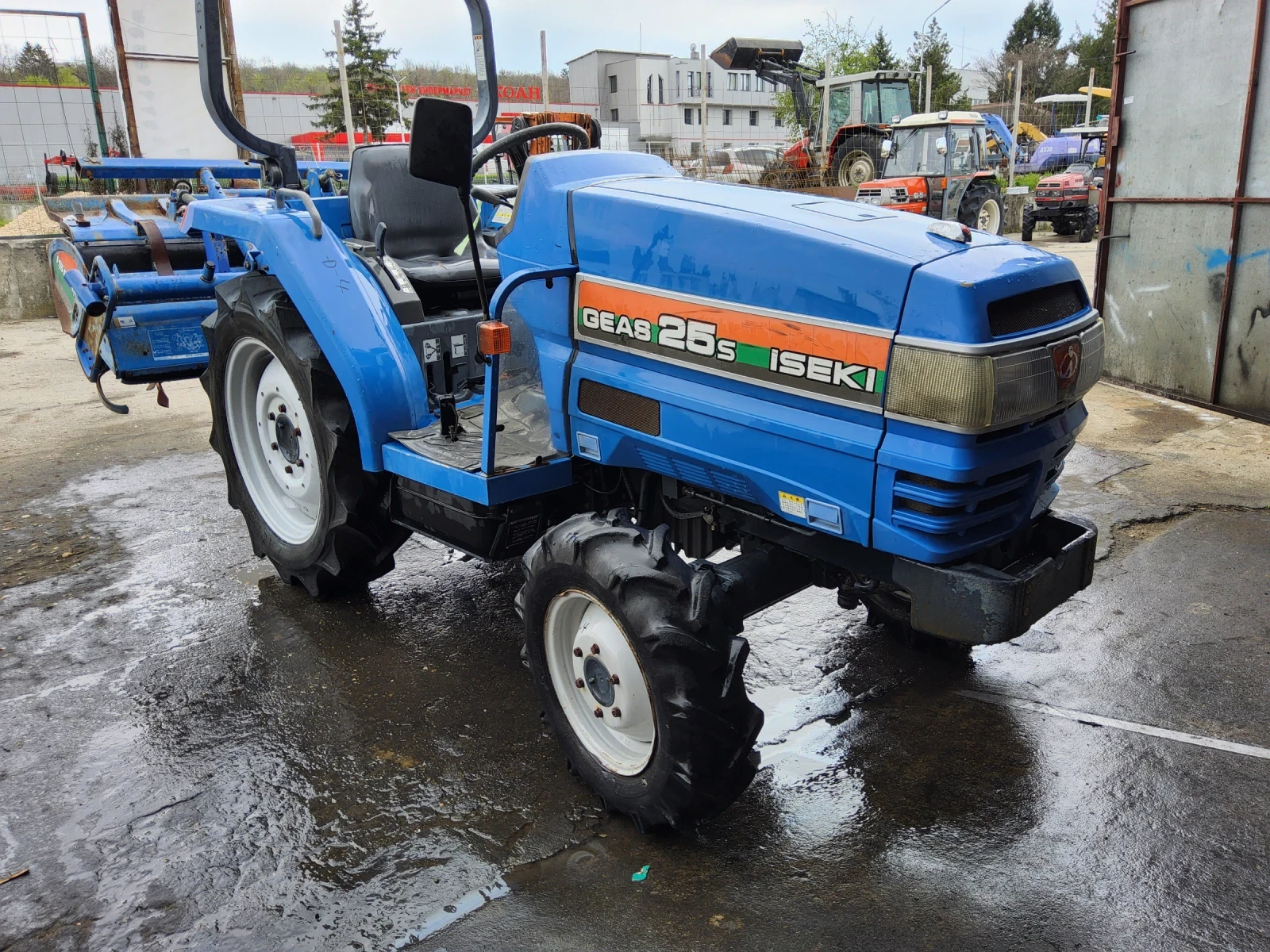 Трактор ISEKI GEAS 25 S - изображение 2