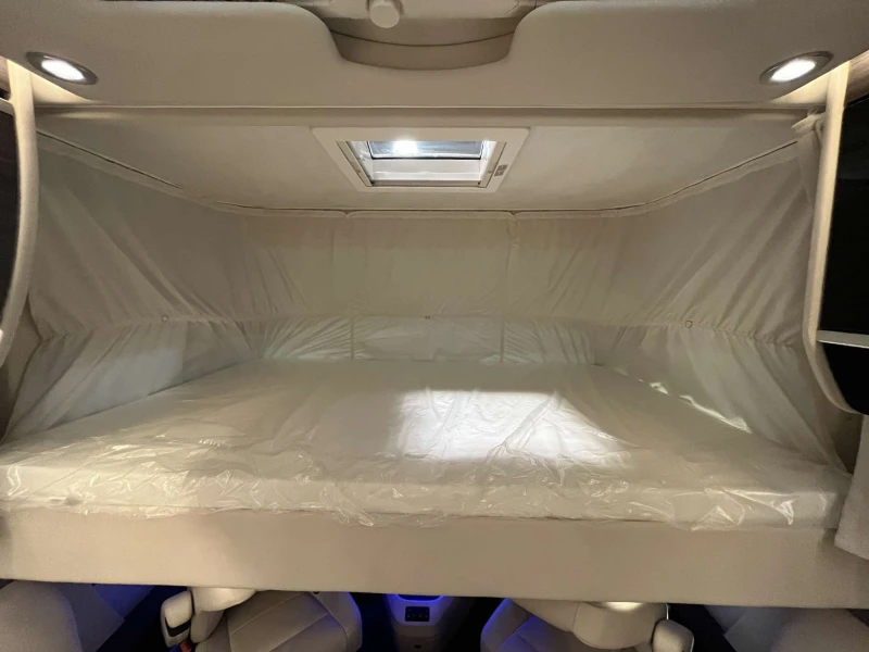 Кемпер Concorde Charisma 2025 3.0 Iveco  FULL Centurion Style, снимка 12 - Каравани и кемпери - 51126947