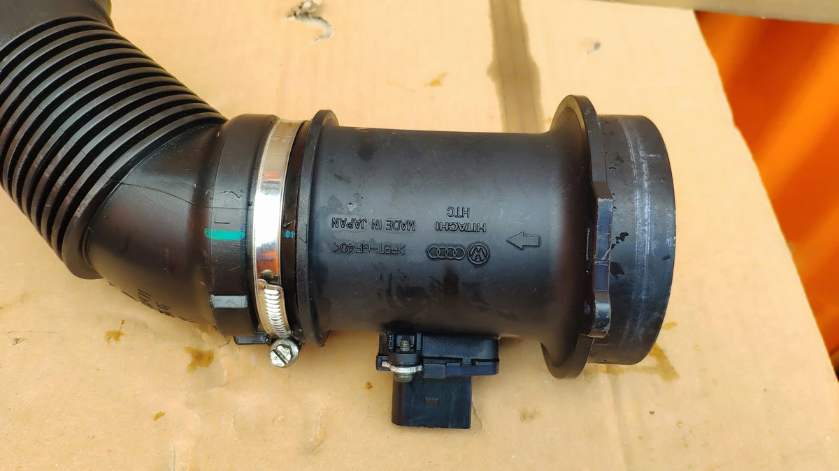 Дебитомер за Audi A6 C6 4F 3.0D 233кс 05990646