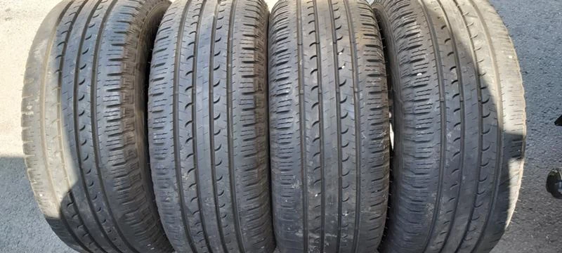 Гуми Летни 235/60R16, снимка 1 - Гуми и джанти - 29864488