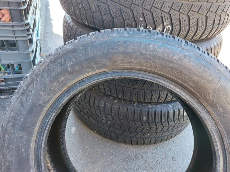 Гуми Зимни 205/60R16, снимка 7 - Гуми и джанти - 35982005