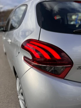 Peugeot 208 1.2 i , снимка 16