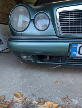 Mercedes-Benz E 290 Elegance, снимка 2