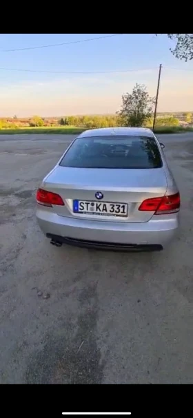 BMW 330 d ПРОБЛЕМ В МОТОРА / M-pack / Keyless / Hi-Fi /, снимка 4