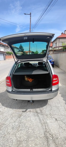 Skoda Octavia 2.0 FSI 4X4, снимка 8