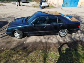 Mercedes-Benz E 200 KOMPRESSOR, снимка 2