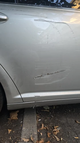 Toyota Avensis  2.0-D4D FACELIFT - 1500 € / 2933.74 лв. - 91927277 5