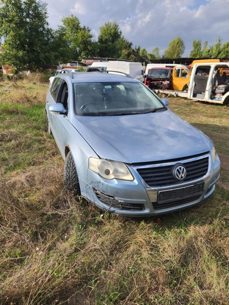 VW Passat НА ЧАСТИ, 2.0 ТДИ , снимка 1 - Автомобили и джипове - 49470668