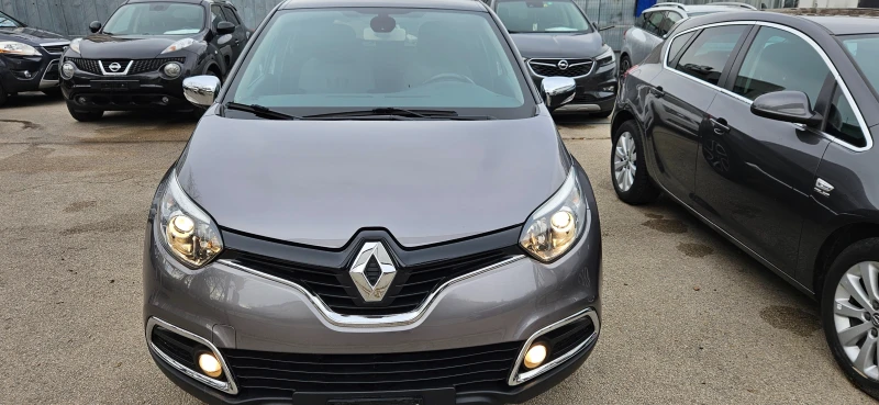 Renault Captur Navy, kamera , снимка 8 - Автомобили и джипове - 48444094