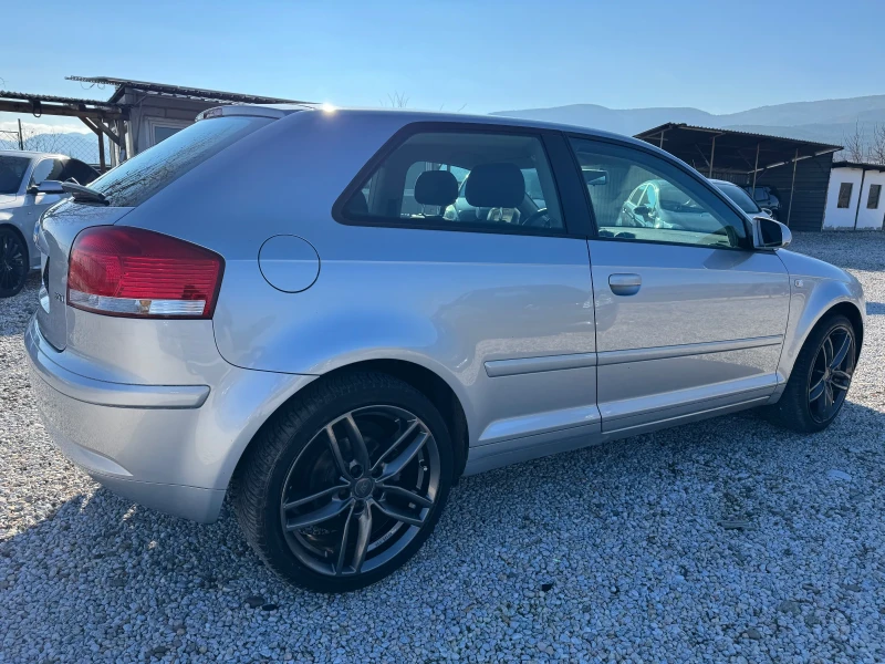 Audi A3 2.0FSI, снимка 5 - Автомобили и джипове - 48522968