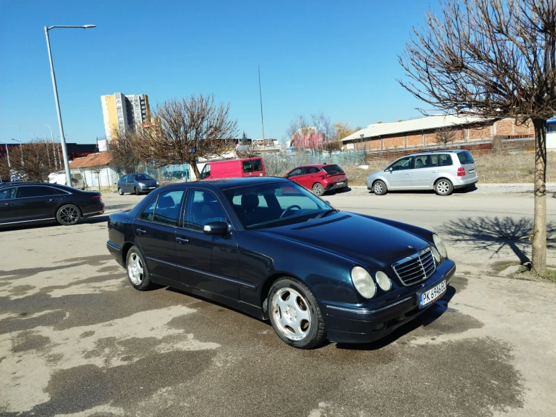 Mercedes-Benz E 200 KOMPRESSOR, снимка 15 - Автомобили и джипове - 49378437