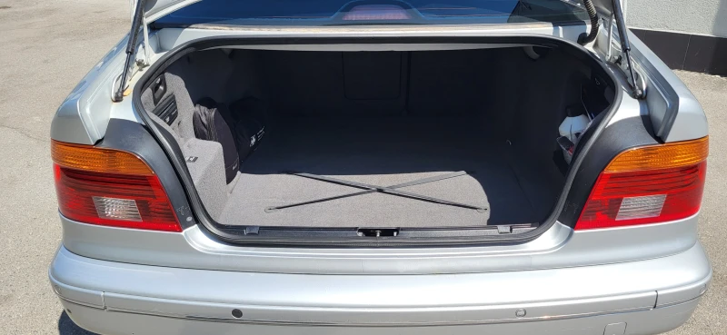 BMW 535 iA, снимка 10 - Автомобили и джипове - 51752128