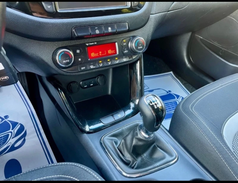 Kia Ceed  1.6CRDI* HighTec, снимка 13 - Автомобили и джипове - 51425415