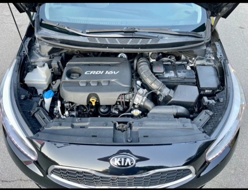 Kia Ceed  1.6CRDI* HighTec, снимка 6 - Автомобили и джипове - 51425415