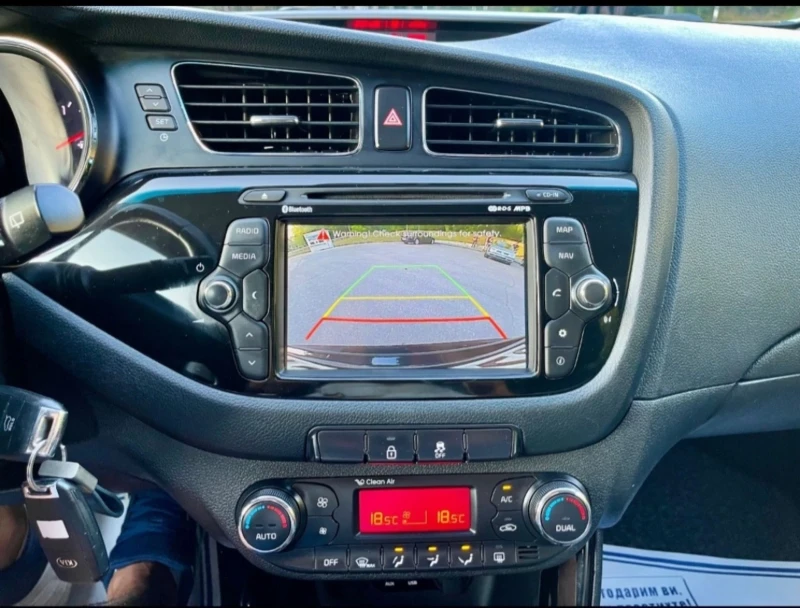 Kia Ceed  1.6CRDI* HighTec, снимка 12 - Автомобили и джипове - 51425415