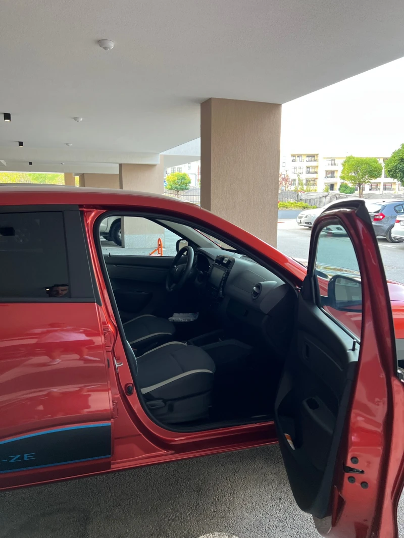 Renault K-ZE Renault CITY KZE, снимка 11 - Автомобили и джипове - 51752805