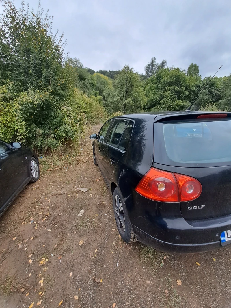 VW Golf, снимка 4 - Автомобили и джипове - 52093739