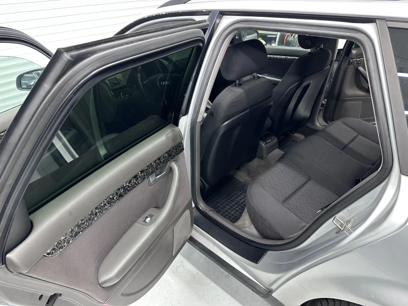 Audi A4, снимка 9 - Автомобили и джипове - 52041077