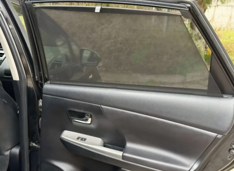 Toyota Prius Plus + , снимка 8 - Автомобили и джипове - 52113689