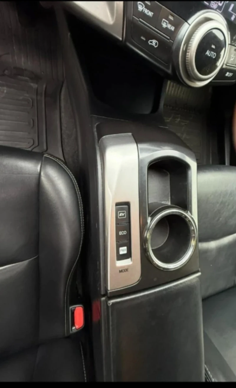 Toyota Prius Plus + , снимка 5 - Автомобили и джипове - 52113689