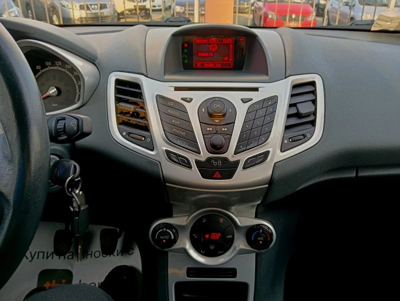 Ford Fiesta 1.6TDCI TITANIUM, снимка 13 - Автомобили и джипове - 52645239
