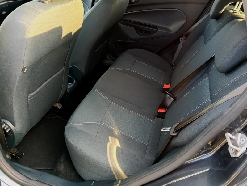 Ford Fiesta 1.6TDCI TITANIUM, снимка 7 - Автомобили и джипове - 52645239