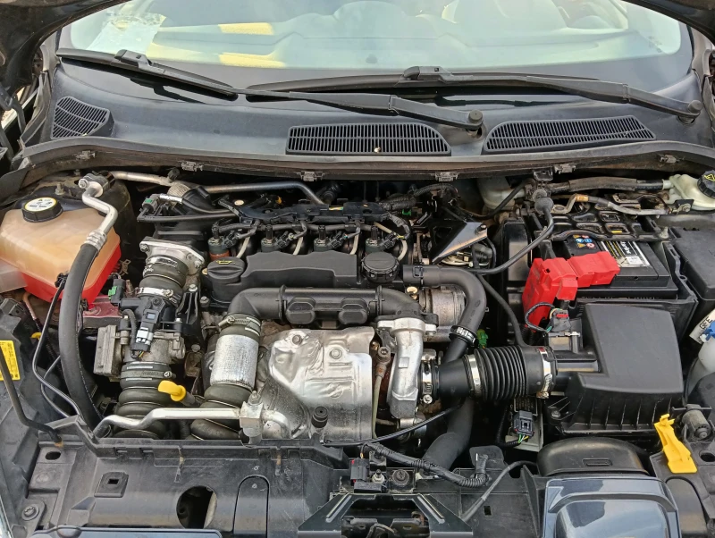 Ford Fiesta 1.6TDCI TITANIUM, снимка 12 - Автомобили и джипове - 52645239