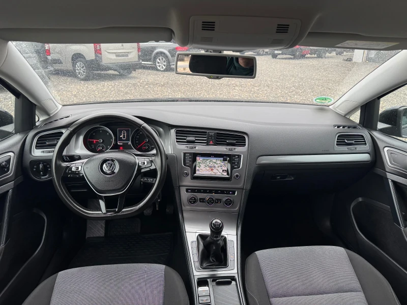 VW Golf 1.6TDI FULL EXTRA, снимка 9 - Автомобили и джипове - 53013683