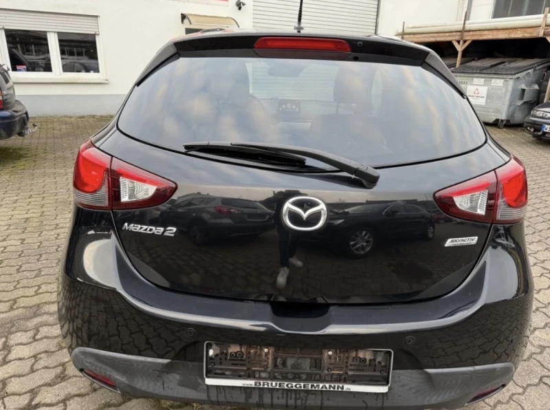 Mazda 2 White Edition , снимка 5 - Автомобили и джипове - 53118260