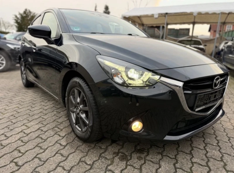 Mazda 2 White Edition 