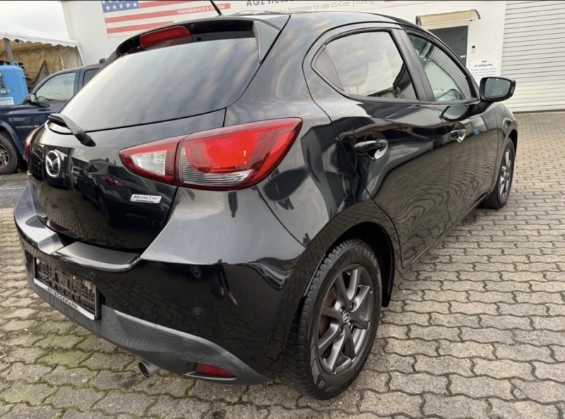 Mazda 2 White Edition , снимка 6 - Автомобили и джипове - 53118260