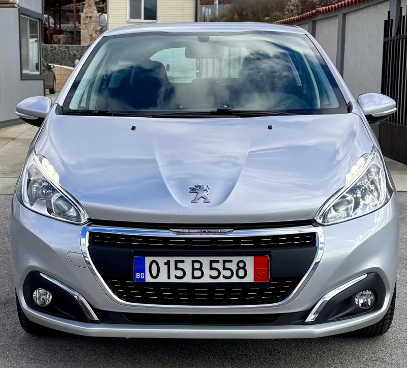 Peugeot 208 1.2 i 