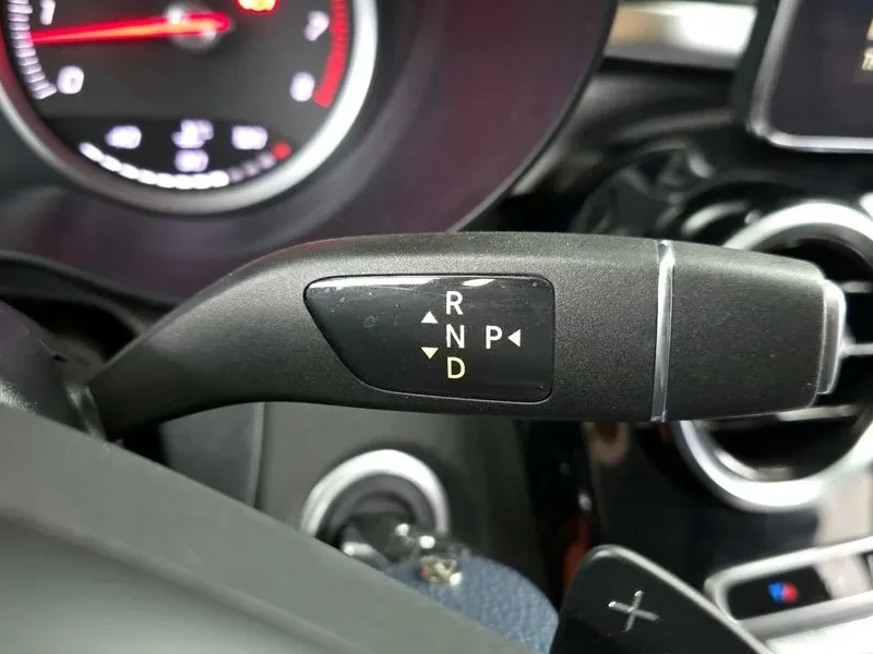 Mercedes-Benz C 200  - изображение 9