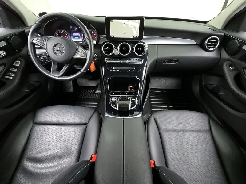 Mercedes-Benz C 200  - изображение 7