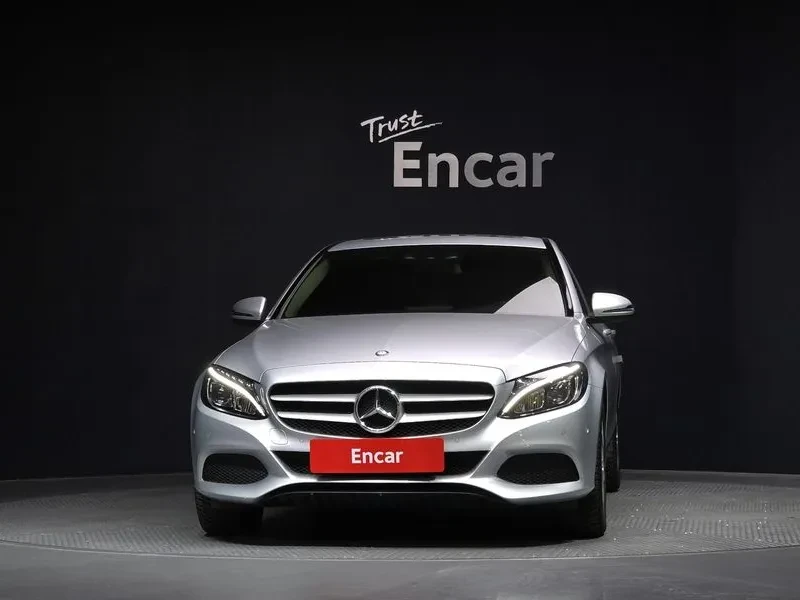 Mercedes-Benz C 200  - изображение 3