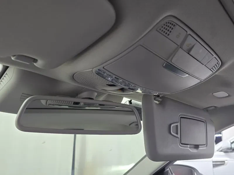 Mercedes-Benz C 200, снимка 17 - Автомобили и джипове - 53441279