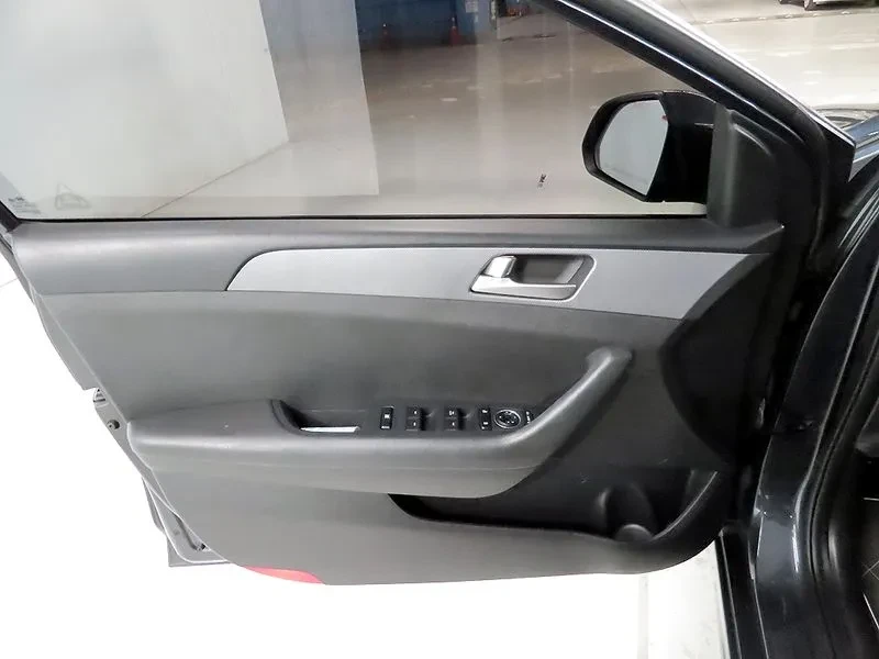 Hyundai Sonata 2.0 - САМО 30% АВАНС, снимка 15 - Автомобили и джипове - 55998018