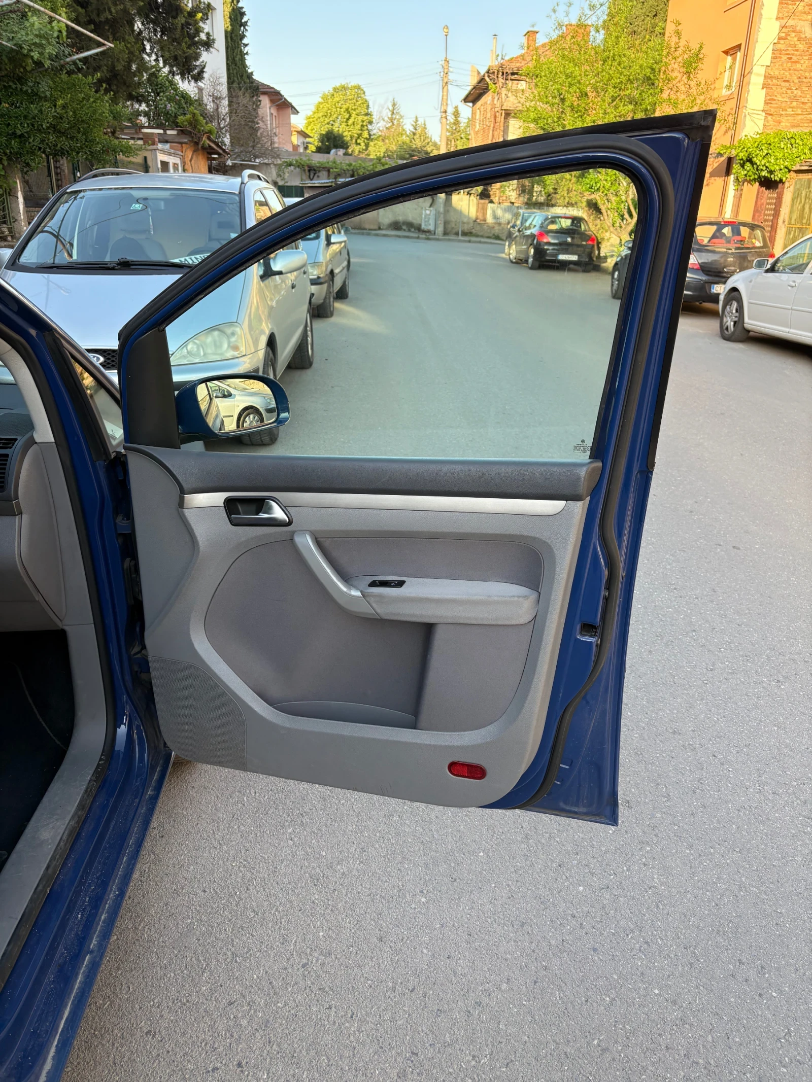 VW Touran 2.0 Ecofuel Metan - изображение 10