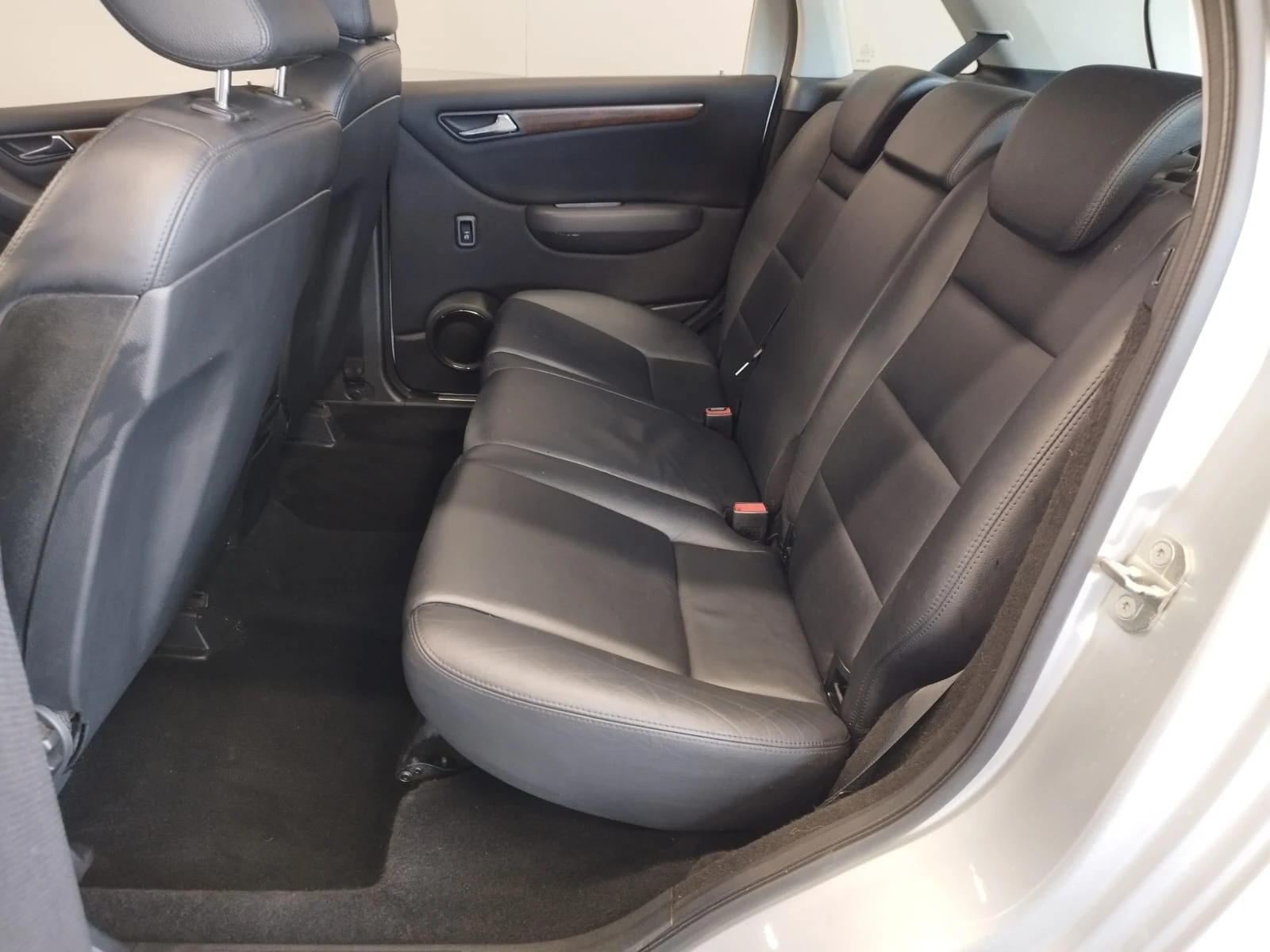 Mercedes-Benz B 200 2200 CDI AUTOMAT - изображение 9