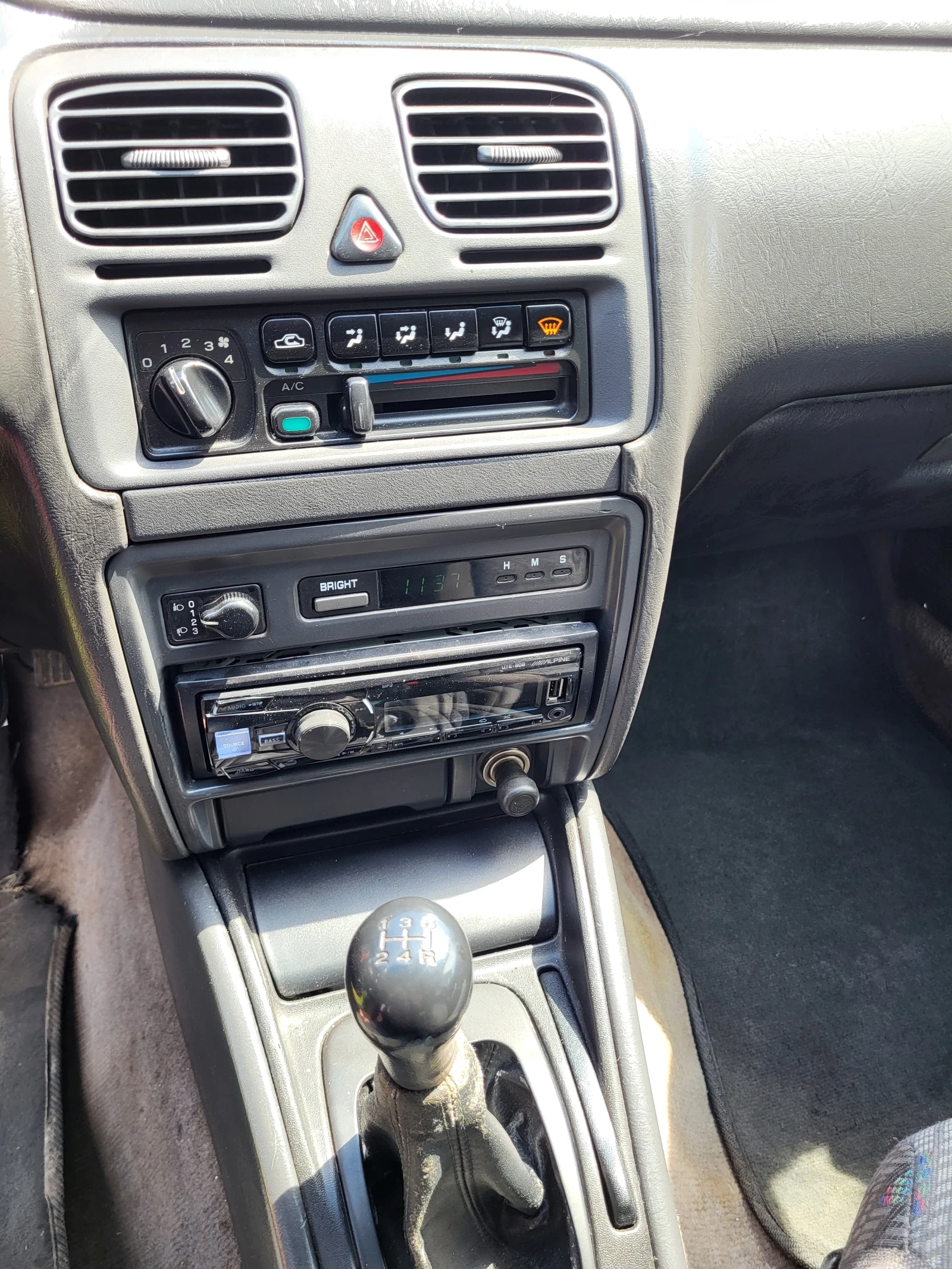 Subaru Legacy B11 - изображение 9